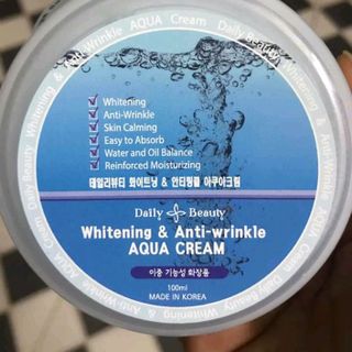 Kem dưỡng ẩm AQua