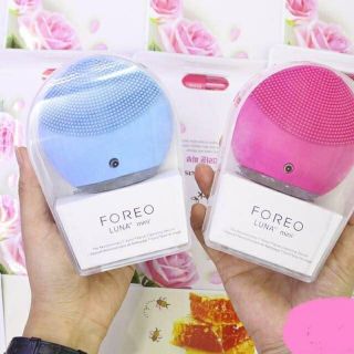 Máy rửa mặt massage mini foreo luna2
