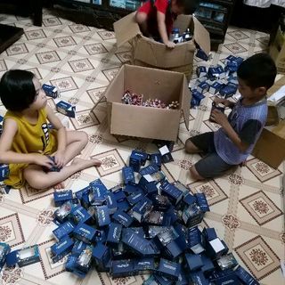 đế hịt điện thoại 2 đầu hình bông hoa