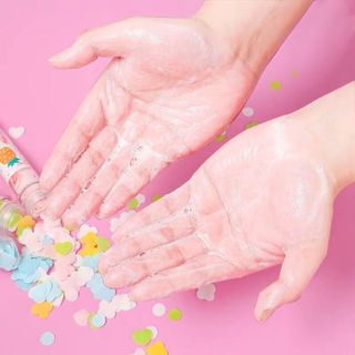 Xà phòng giấy tiện lợi