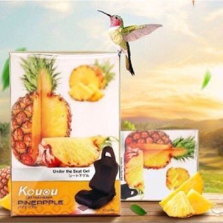 sáp khử mùi phòng - xe ô tô hương dứa KOMOU của nhật