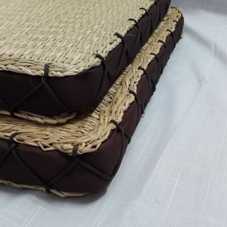 Đệm cói vuông ngồi bệt có mút 45cm x 45cm