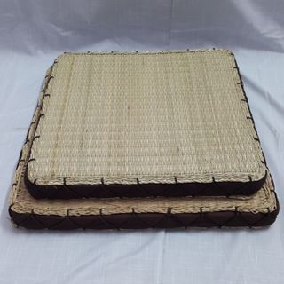 Đệm cói vuông ngồi bệt có mút 45cm x 45cm