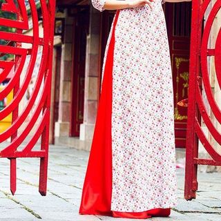 Áo dài hoa nhí màu hồng