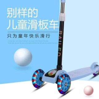 xe trượt gấp gọn 3 bánh phát sáng