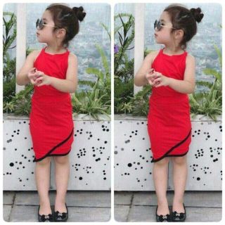 Đầm body bé gái