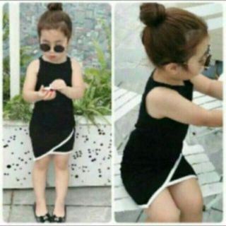 Đầm body bé gái