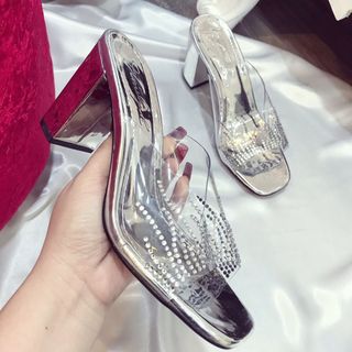 Dép gót vuông đính hạt