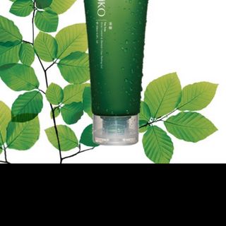 Gel tẩy tế bào chết Naruko