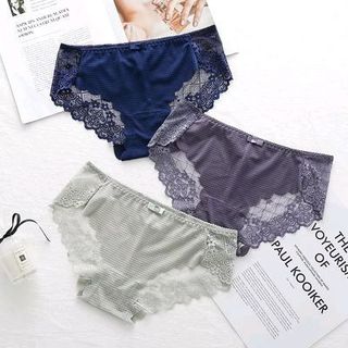 Quần su phối ren mông 2212
