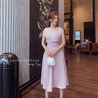 ĐẦM CỔ V CHIẾT EO