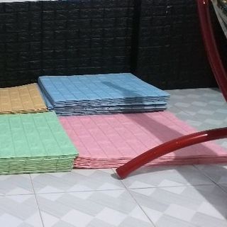 xốp dán tường