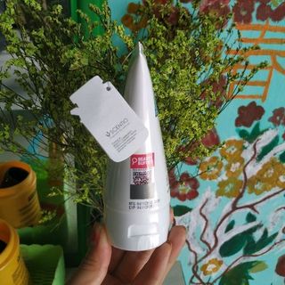 sữa rửa mặt whitening facial foam milk plus tháiland