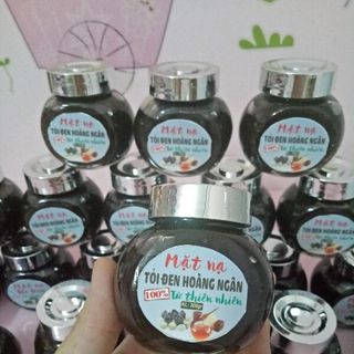 cơ sở sản xuất tỏi đen Hoàng Ngân chuyên cung cấp sỉ và lẻ số lượng lớn mỗi mẻ 300kg tỏi đen thành phẩm tỏi ủ đúng quy trình 60 ngày theo công nghệ nhật bản nguồn nguyên liệu từ tỏi cô đơn phù yên sơn la đặc sản Tây bắc Việt Nam