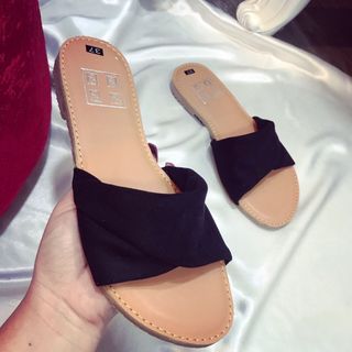 Dép nữ quai nỉ chéo