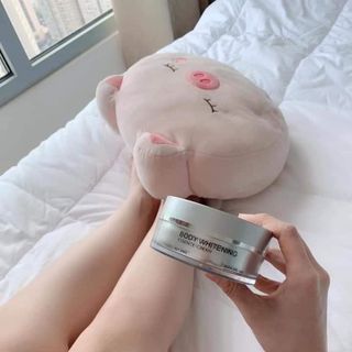 KEM BƠ SỮA DƯỠNG TRẮNG DA TOÀN THÂN SWHITE
