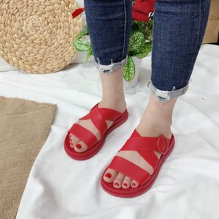 Giày sandal nhựa đi mưa