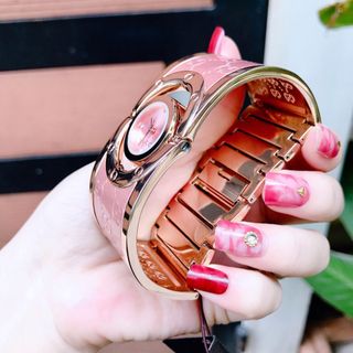 Đồng hồ nữ Guccci