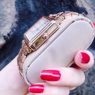 Đồng hồ nữ Marc Jacobd