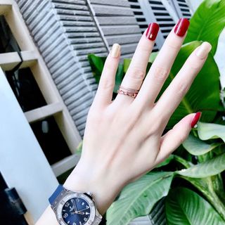 Đồng hồ nữ Huplotw diamond
