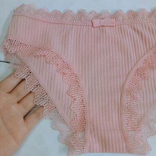 QTH241 - Quần lót cotton viền ren chất đẹp thấm hút tốt