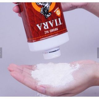 PHẤN NGỰA THÁI TIARA 50G
