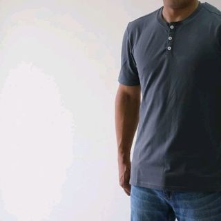 Áo thun nam cúc ngực