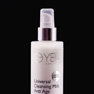 Sữa rửa mặt chống lão hóa Universal Cleansing Milk – Anti Age