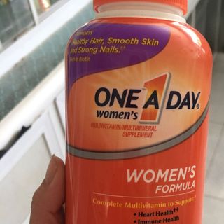 Viên uống vitamin tổng hợp rất tốt cho phụ nữ