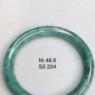 Vòng cẩm thạch thiên nhiên