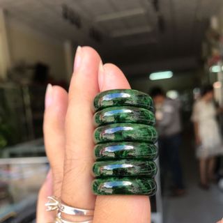 Nhẫn ngọc cẩm thạch sơn thuỷ size nữ