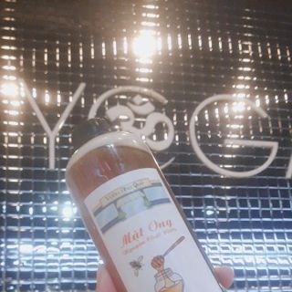Mật ong lấy từ vườn cây ăn trái