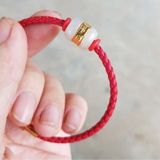 Vòng dây da lu thống bạch ngọc dát vàng