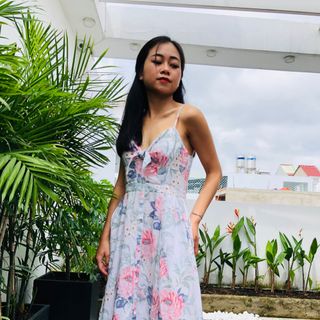 Đầm 2 dây