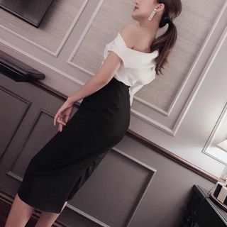 Set váy đen Áo trắng lệch vai