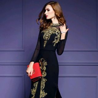 Đầm thun lụa thêu vàng cao cấp
