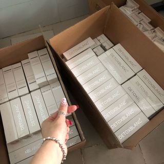 Detox mặt nạ sủi bọt
