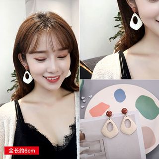 Hoa tai phong cách Hàn Quốc giá rẻ