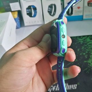 Đồng hồ định vị trẻ em Y50T