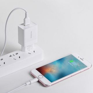 BOROFONE - Cóc Sạc Nhanh BA17A - 1 Cổng USB EU