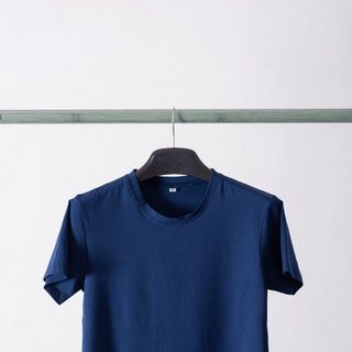 Áo thun nam cổ tròn Slimfit màu xanh than