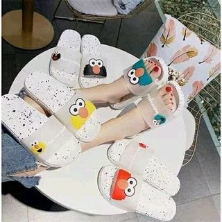 dép con vịt cực kì dễ thương
