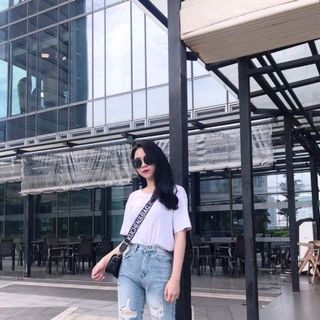 Quần baggy jean nữ wash rách thời trang