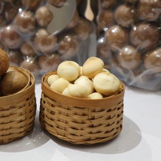 250g macca tách vỏ sẵn