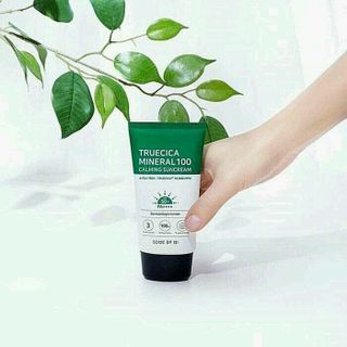 Kem Chống Nắng Some By Mi Trucica Mineral 100 Calming Suncream