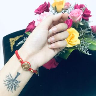 Vòng Tay Chỉ Đỏ