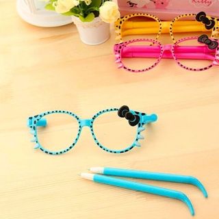 Bút bi Mắt kính gồm 2 cây bút bi