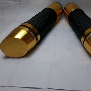 tay nắm thời trang