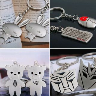 móc khóa cặp đôi giá sỉ 16k 1 cặp 2 cái khuyến mãi kèm 1 dây đỏ đeo tay kèm mặt đủ mẫu