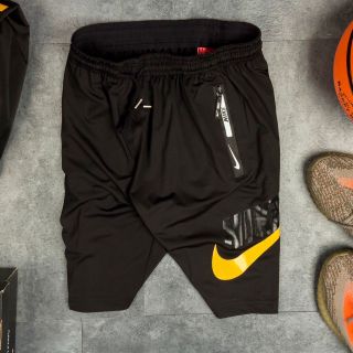 Quần short nam QS002